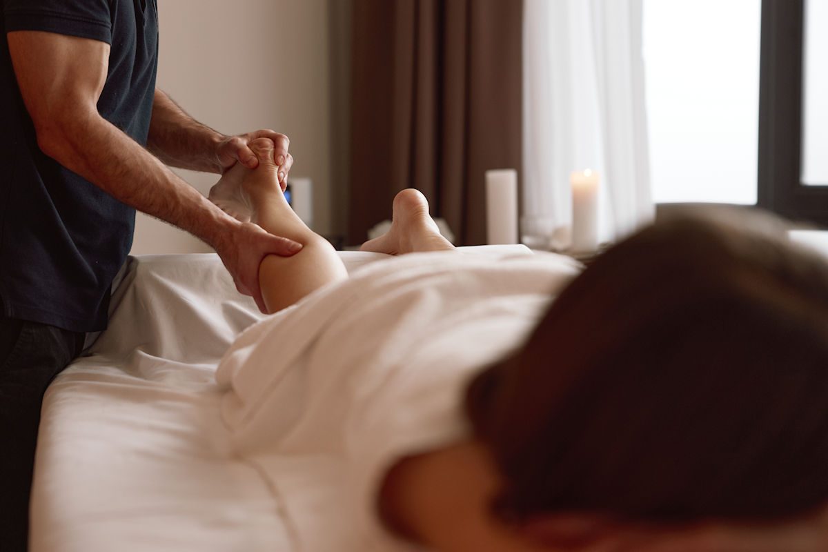 Séance de détente des jambes en cours